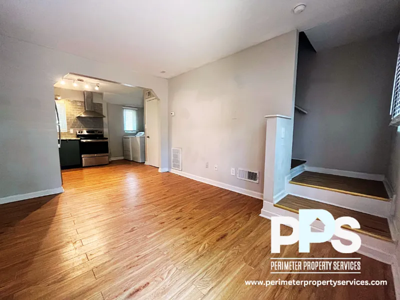 2 bed, 1.0 bath, 1000 sqft, $1,475 — Photo 3