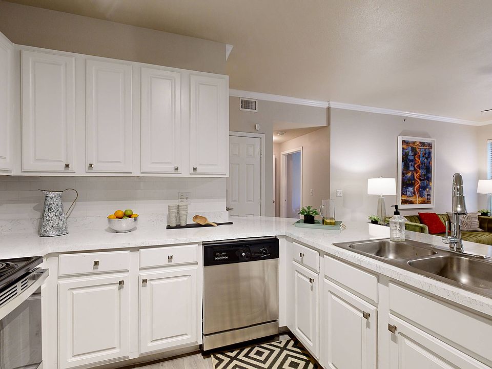 Modern Kitchens at The Woods of Five Mile Creek in Dallas, TX