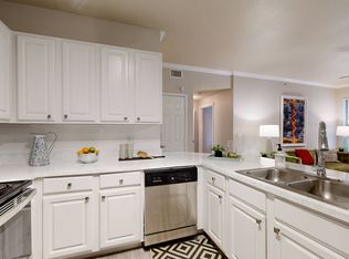 6010 S Westmoreland Rd #5-525, Dallas, TX 75237