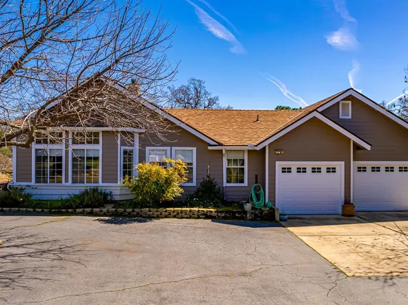 30086 N Dome Dr, Coarsegold, CA 93614