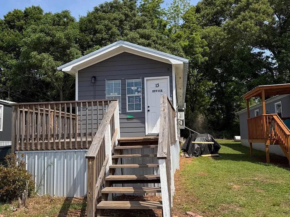 111 S Main St #13B