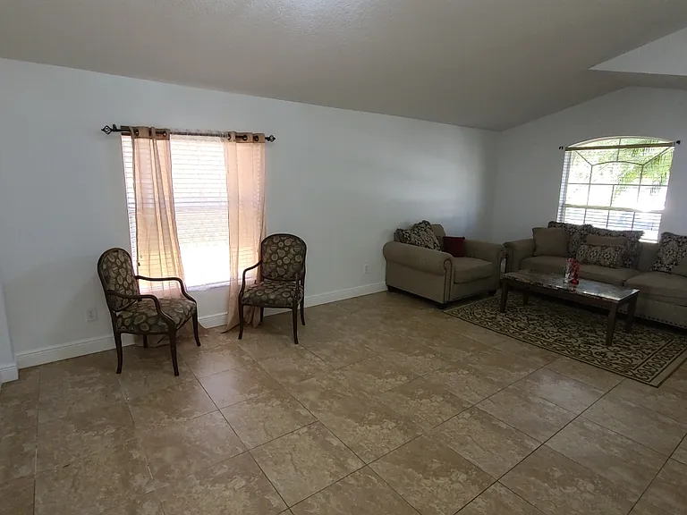 4102 Longworth Loop — Photo 23