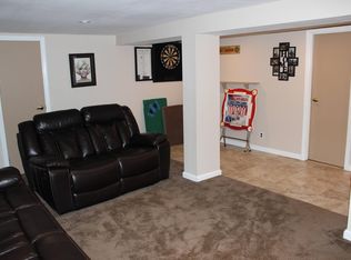 275 Grange St, Franklin Square, NY 11010