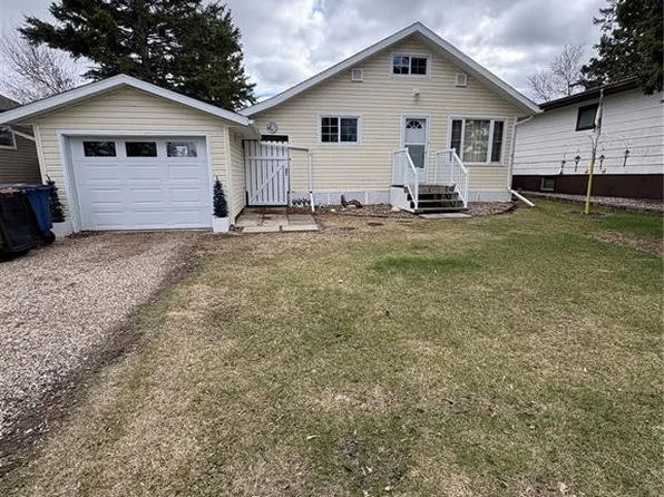 209 2nd AVENUE E, Kelvington, SK S0A 1W0