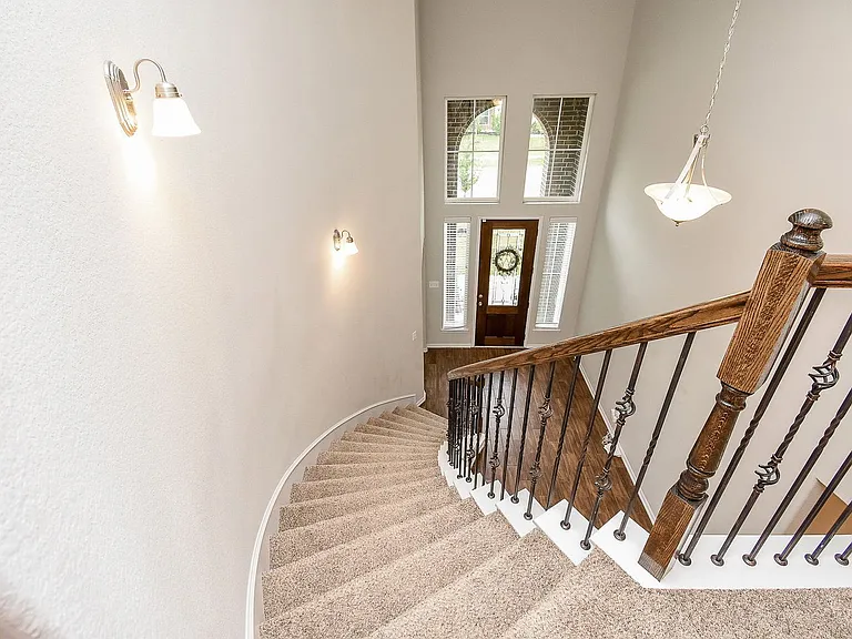 4442 Buentello Dr — Photo 4