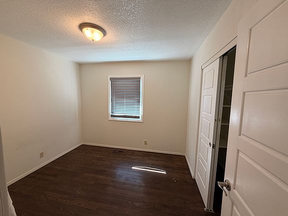5th image of 2214 Westchester Rd