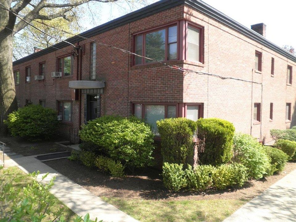 1st image of 209-221 Medway St #1A