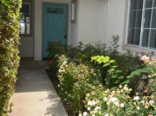 2826 S Tamarack Ct, Visalia, CA 93277