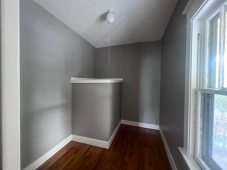 317 Pine Ave NW — Photo 20