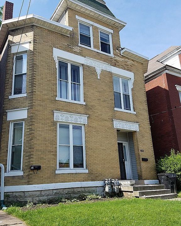 2nd image of 2830 W Chestnut St