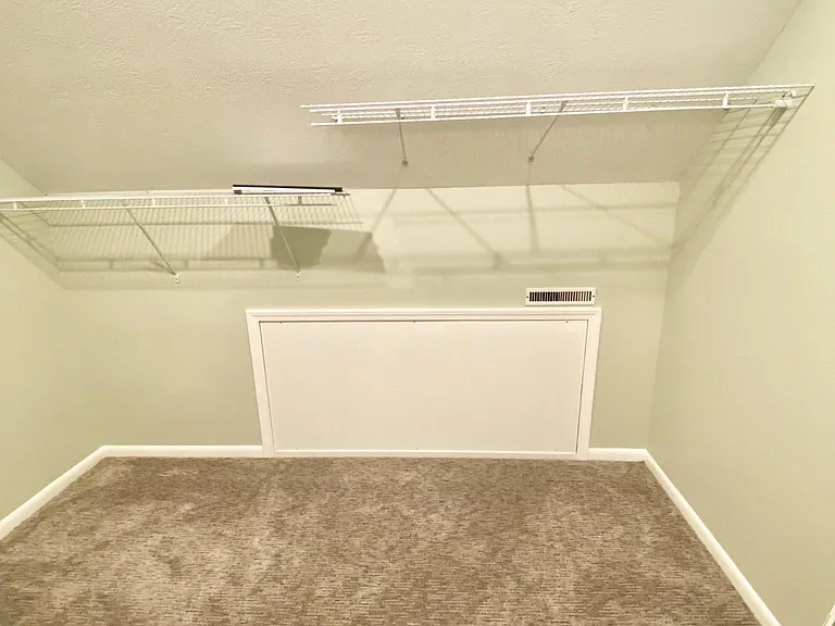 2205 Eldred Ave — Photo 18