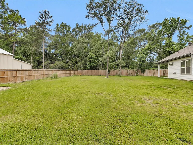 11158 Lake Dr — Photo 25