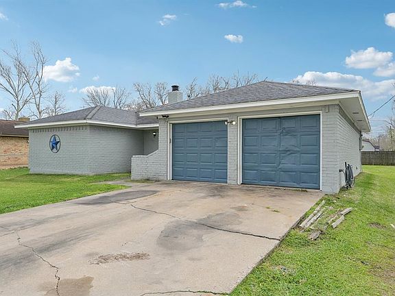 3rd image of 243 Schley Street