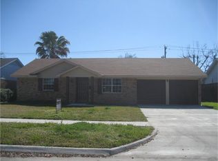 13914 Hollypark Dr, Houston, TX 77015