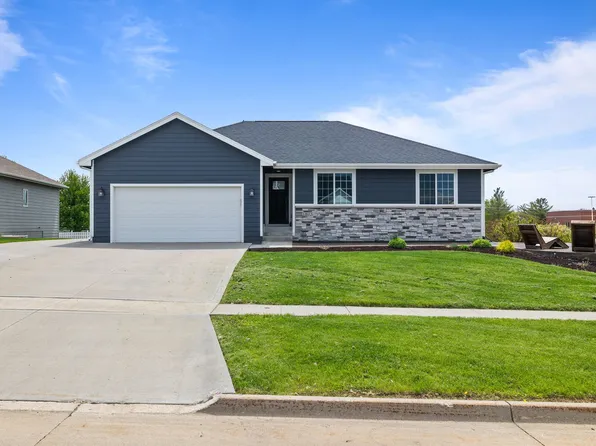 1803 NE Oak Dr, Ankeny, IA 50021