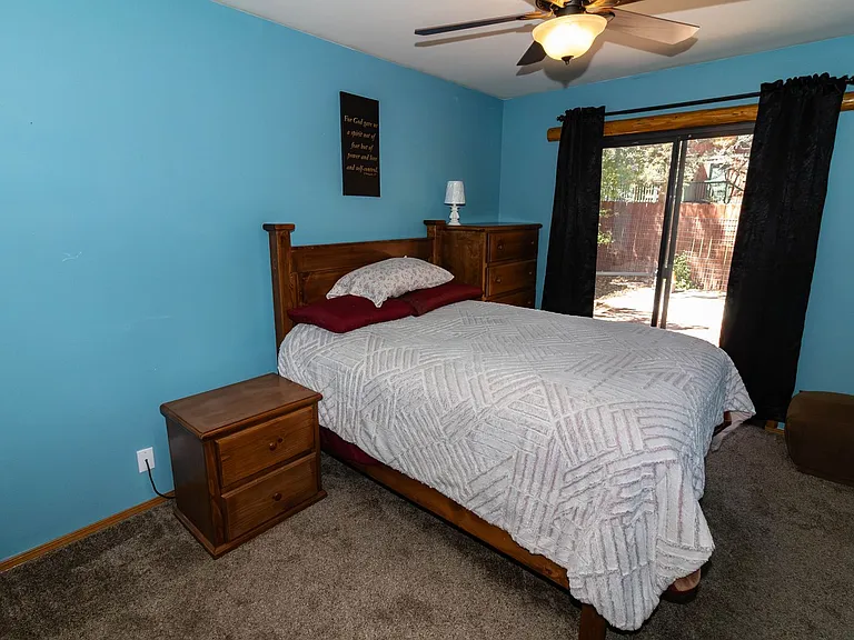 790 Highland Ln — Photo 15