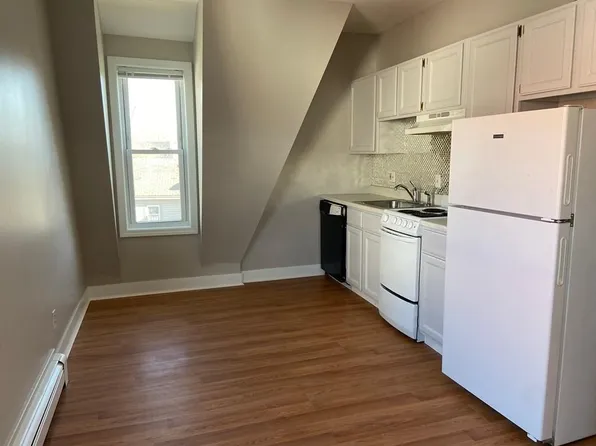 16 Lincoln St APT 6, Malden, MA 02148