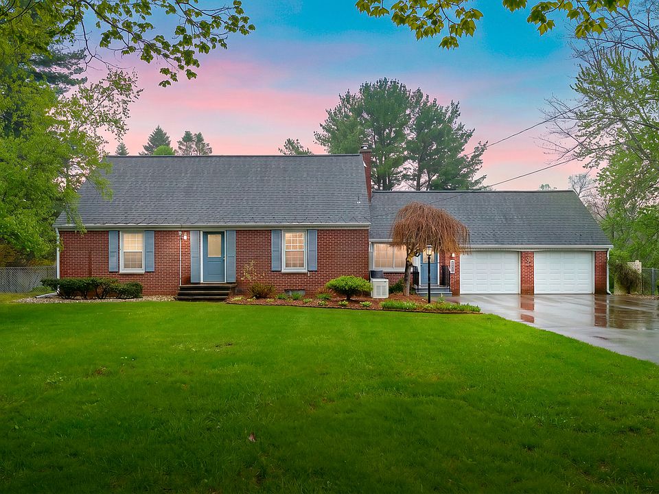 1st image of 9883 Almena Dr