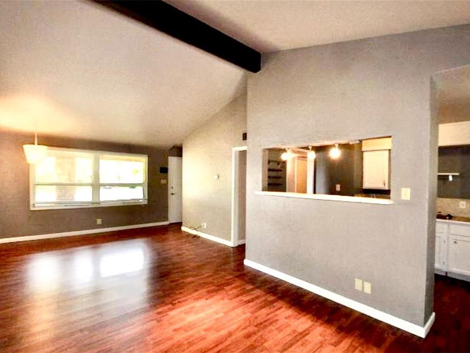 1st image of 827 Brentwood Ln