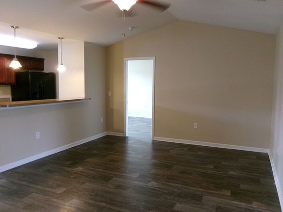 4th image of 1419 Boker Rd