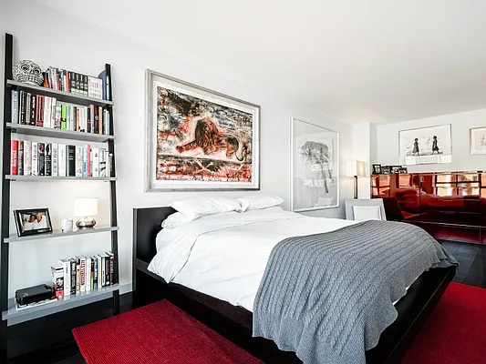 Sold by Sotheby's International Realty | media 14