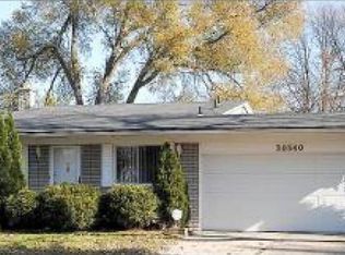 30340 Park Ln, Southfield, MI 48076