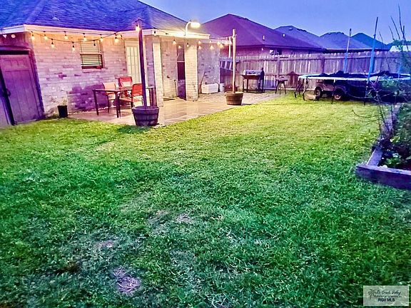 2nd image of 7721 Palm Grove Dr