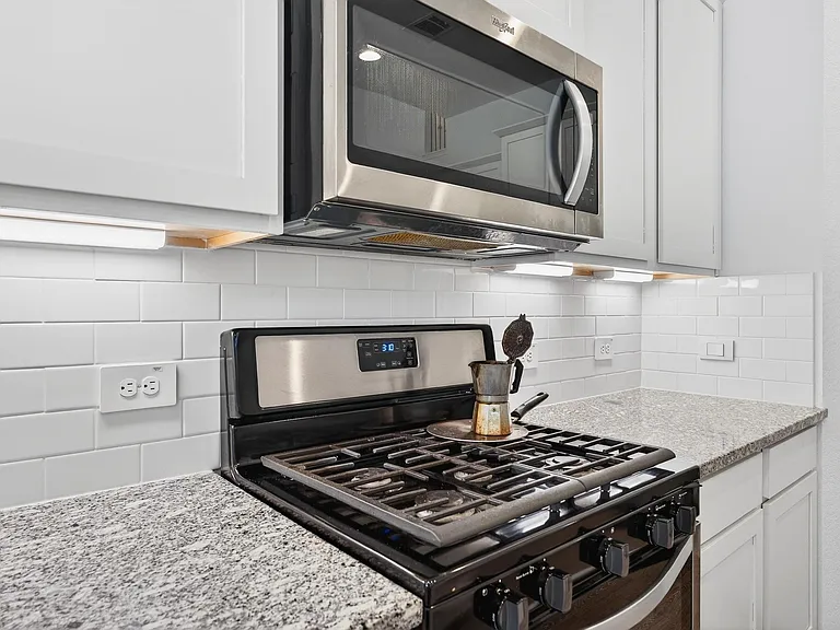 1502 Crystal Falls Dr — Photo 21