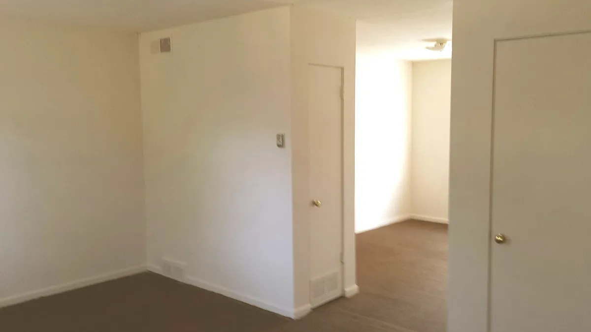 Building Photo - 1299 E Raines Rd #3