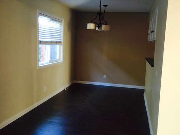 5th image of 3839 Huron Ave