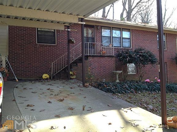2nd image of 6144 Oak Hill Dr