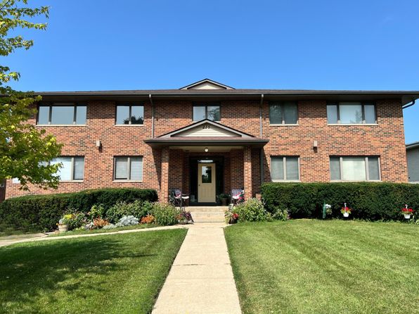 235 N 1st St APT 3