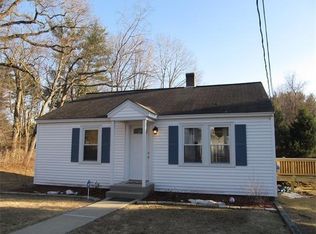 7 Smith St, Townsend, MA 01469
