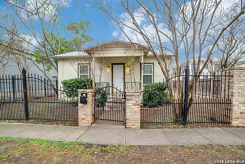 415 Kendall St Photo 1