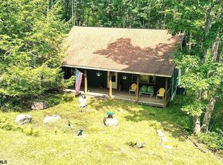 644 Pine Dr, Terra Alta, WV 26764