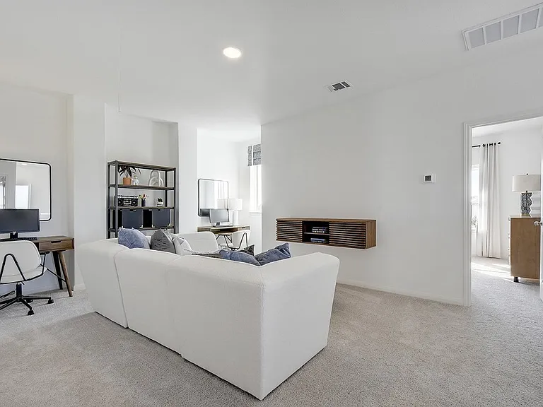 8534 Sommery Ln — Photo 11