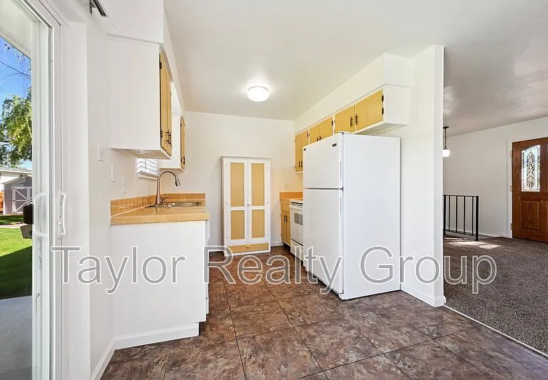 3685 W 90th Pl #1 — Photo 6