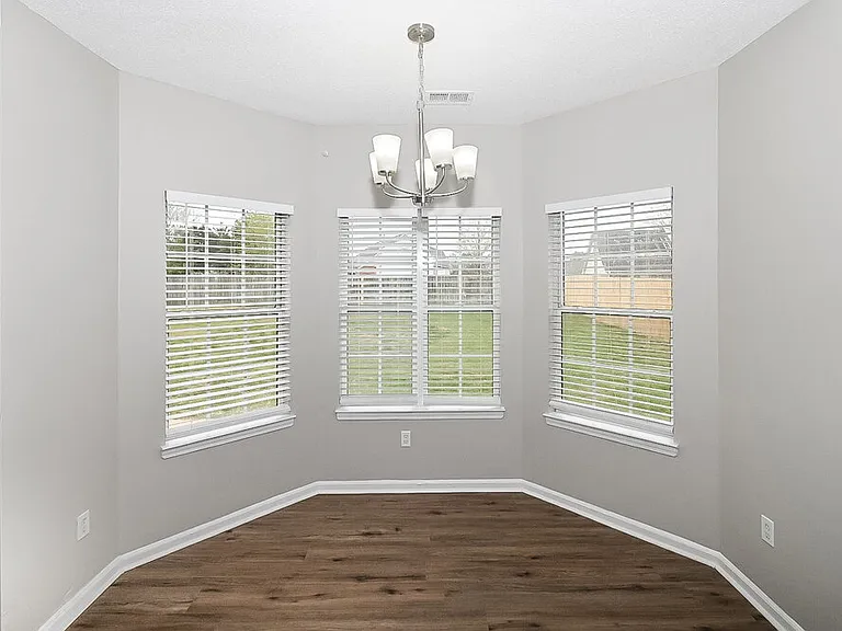2785 Pinnacle Dr — Photo 5
