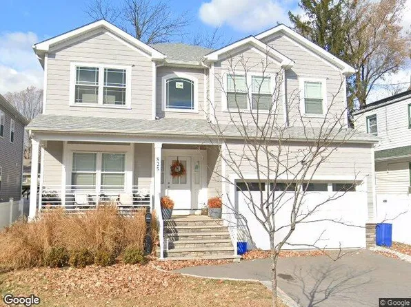 825 Parkview Ter, Elizabeth, NJ 07202