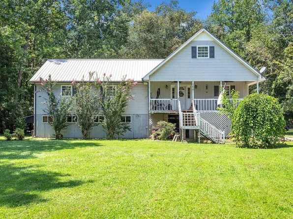 100 Bluewater Landing Rd, Rogersville, AL 35652