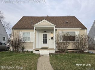 25595 Wiseman St, Roseville, MI