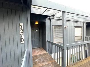 7270 Cloister Dr, Sarasota, FL 34231