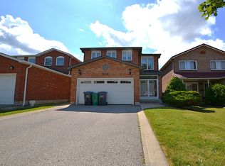 514 Petawawa Cres, Mississauga, ON L4Z 2N4