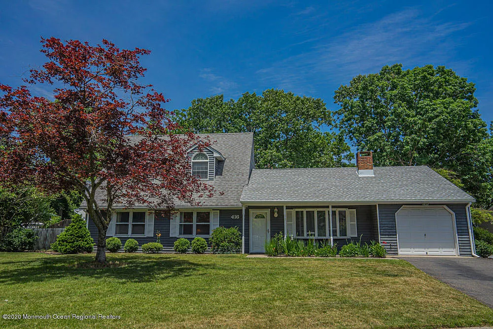 416 Brentwood Pl photo 1