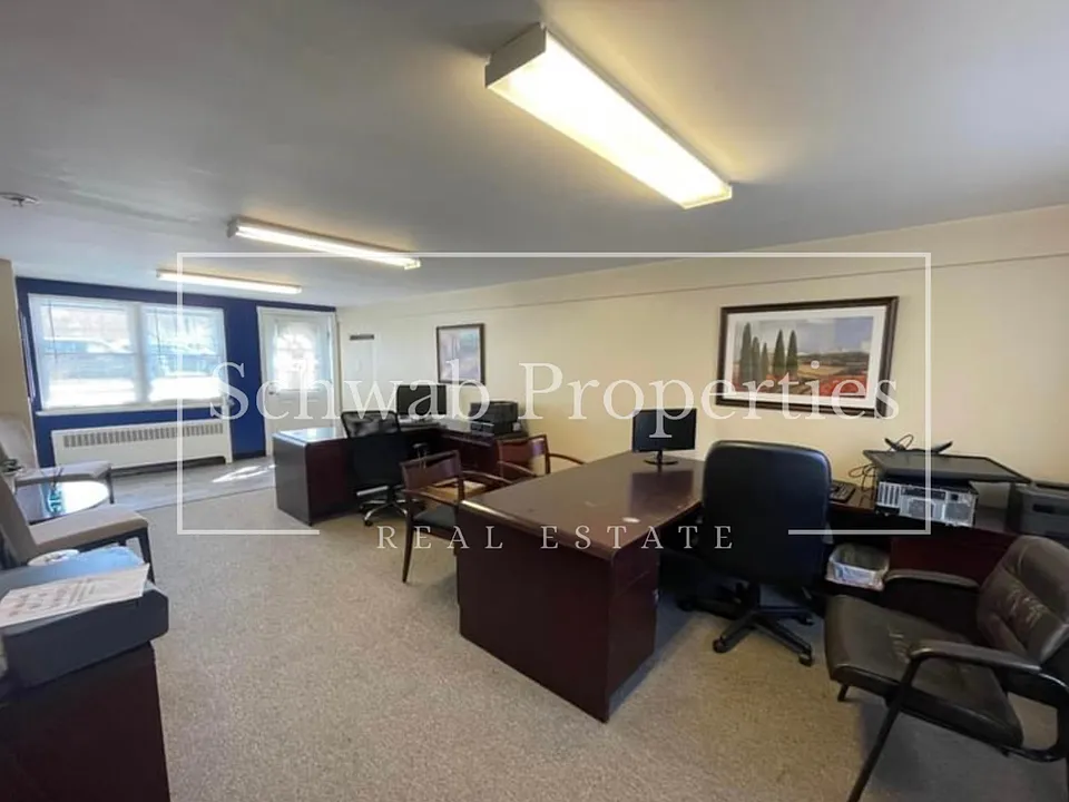 501 Capitol Trl #106/108