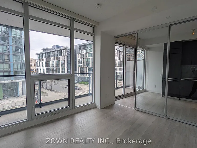 90 Queens Wharf Rd #302 — Photo 16