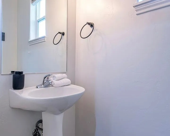 399 Forest View Dr — Photo 10
