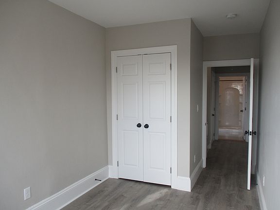 4th image of 44-46 Locust St #2