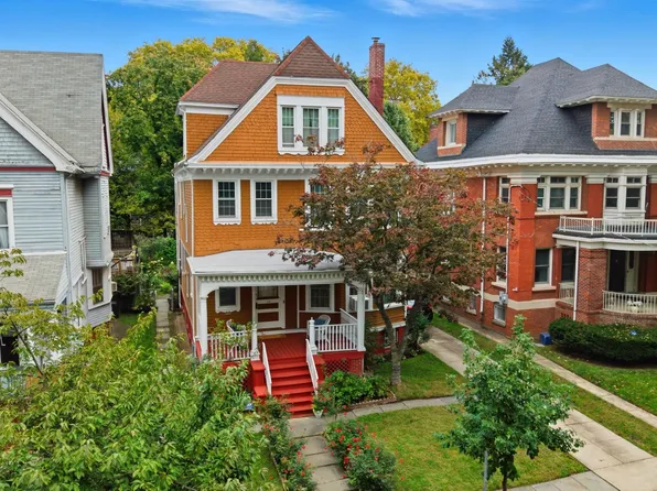 116 Bentley Avenue image 2 of 50