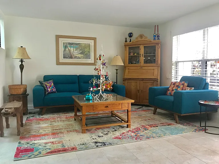 2702 Cardinal Dr — Photo 3
